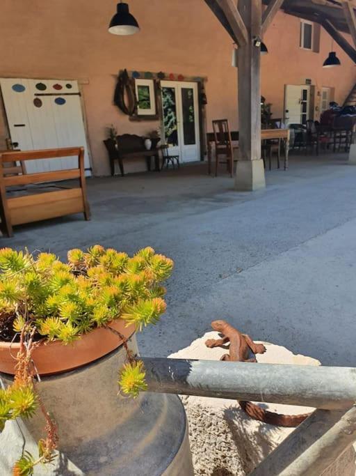 Hébergement de vacances Dependance Pour 1 A 4 Pers Au Calme Dans Propriete